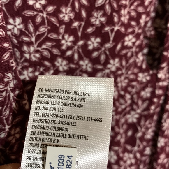 American Eagle Top Cold Shoulder Blouse XS Burgundy White🌀 - Picture 13 of 16